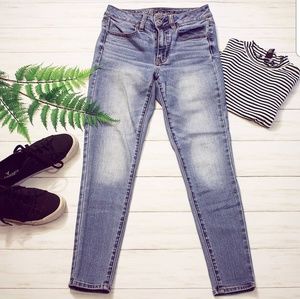 AEO Super Stretch Hi-Rise Jegging - size 2 short